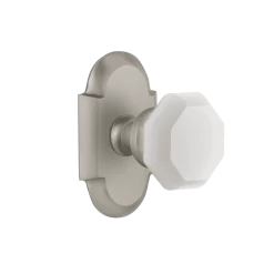 Cottage Short Plate With White Waldorf Knob In Satin Nickel